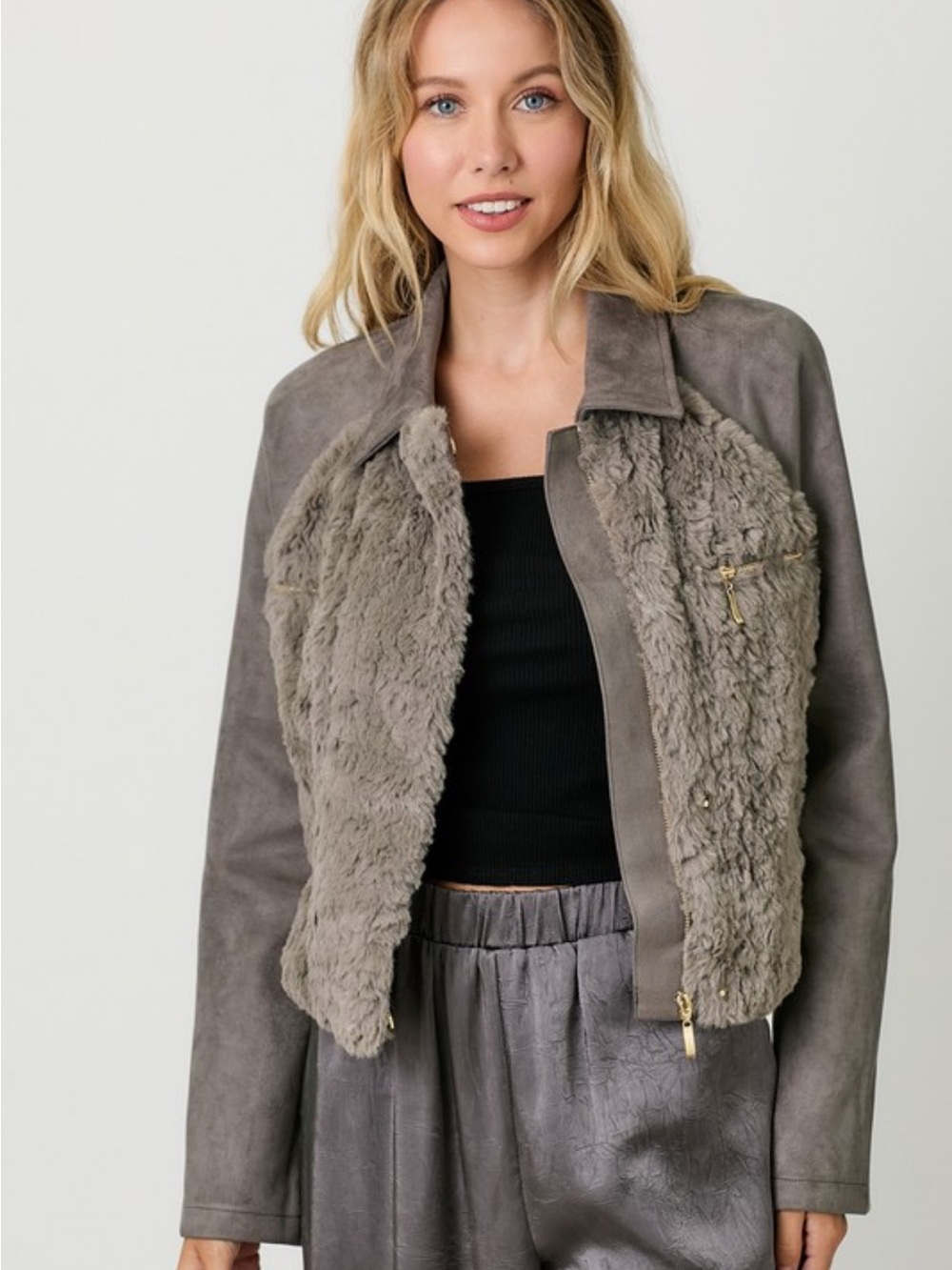 Faux Fur Jacket - Picture 4 of 7
